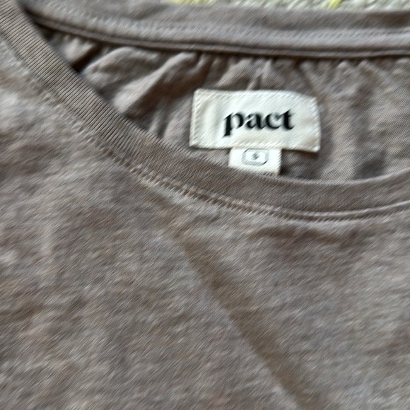 Pact sleeveless 100% organic cotton top NWOT S - Picture 2 of 4